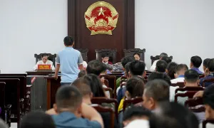 Chủ xe đưa hối lộ: 'Bị thanh tra giao thông ép phải chung chi'