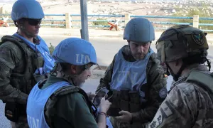 Loạt nước kêu gọi Israel ngừng tấn công lính gìn giữ hòa bình ở Lebanon